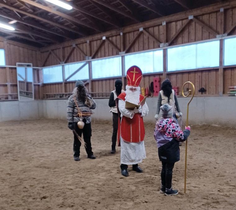 Der Nikolaus auf dem Ponyhof Bauer